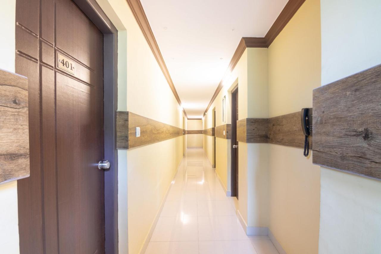 Oyo 13594 Mathrushree Residency Hotel Bangalore Exterior photo